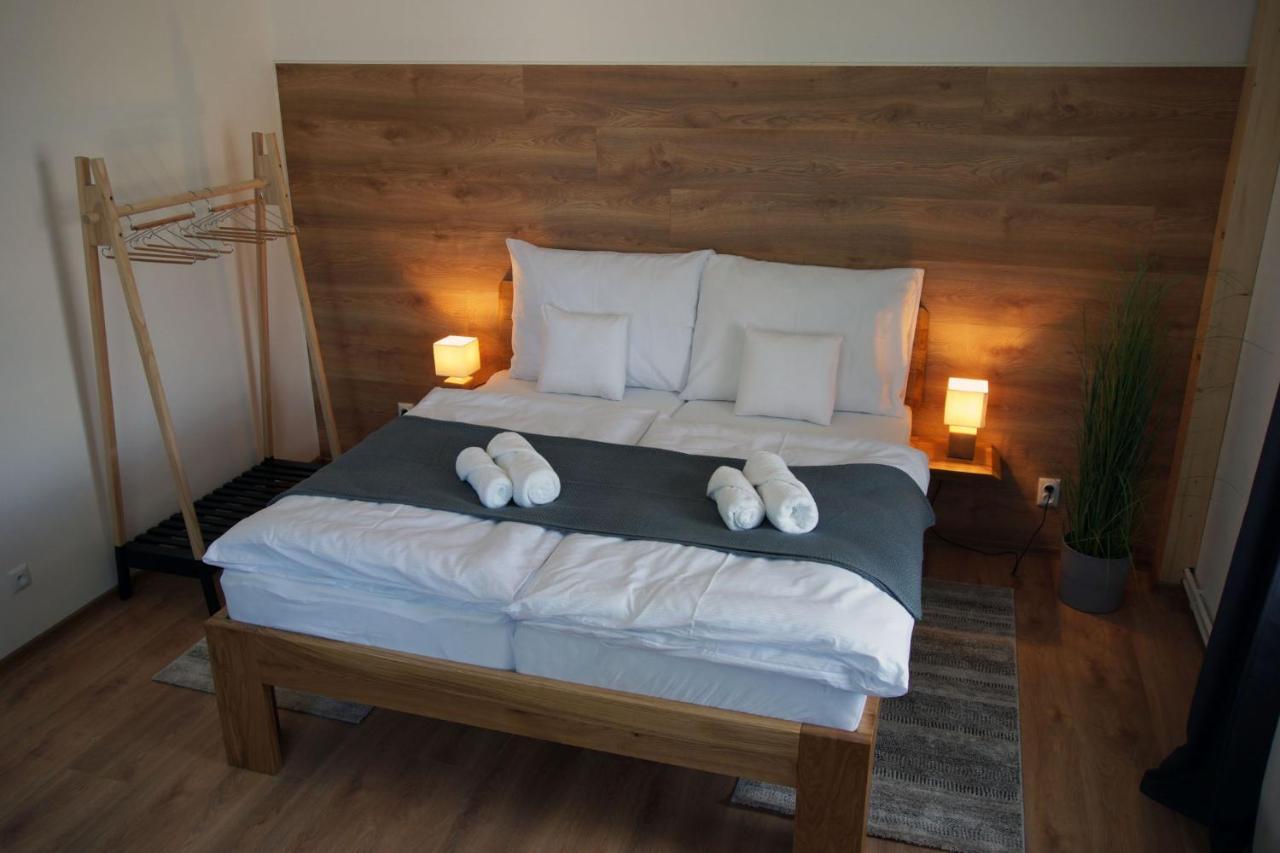 Apartmany Krasna Lipa Exterior photo